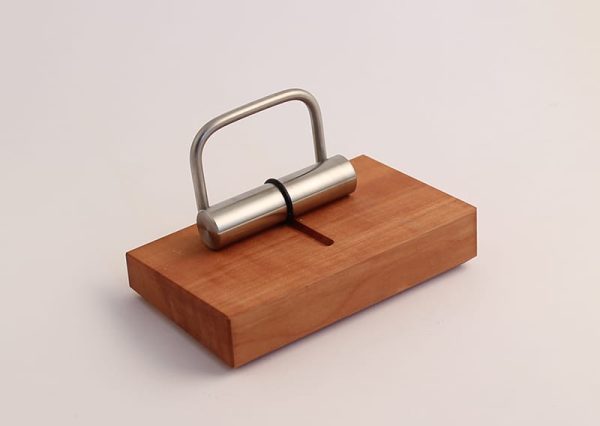 Business card holder in sustainable wood