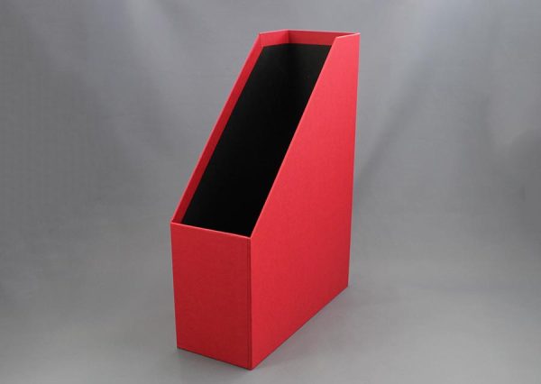 magazine holder Made from environmentally friendly FSC certified recycled cardboard - red